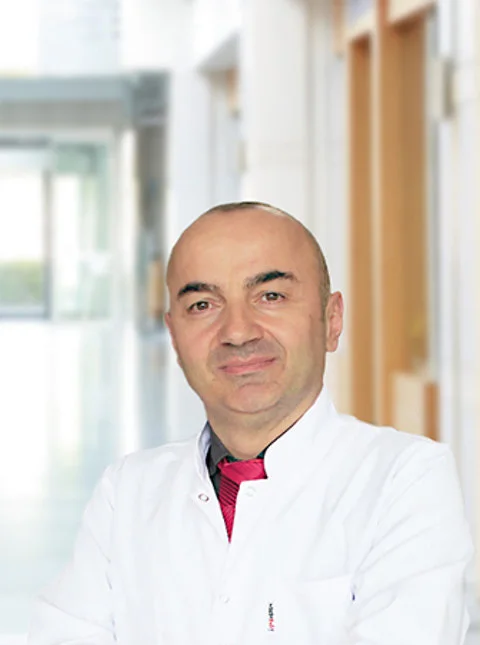 دکتر جراح یوسف آونی ییلماز